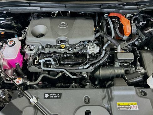 New 2026 Toyota Sienna Platinum AWD/4WD image 7