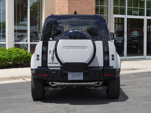 Used 2026 Land Rover Defender 110 X-Dynamic SE AWD/4WD image 5