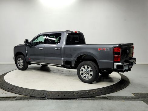 New 2026 Ford F250 Lariat w/ Lariat Ultimate Package image 5