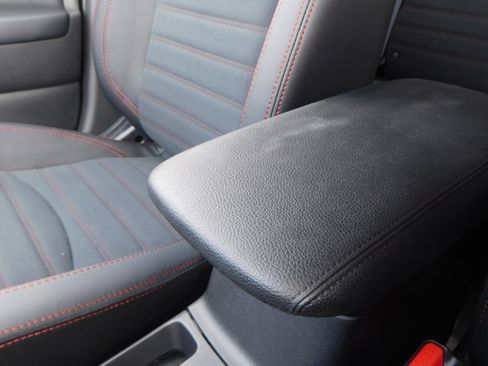 New 2025 Mitsubishi Outlander Sport SE image 32