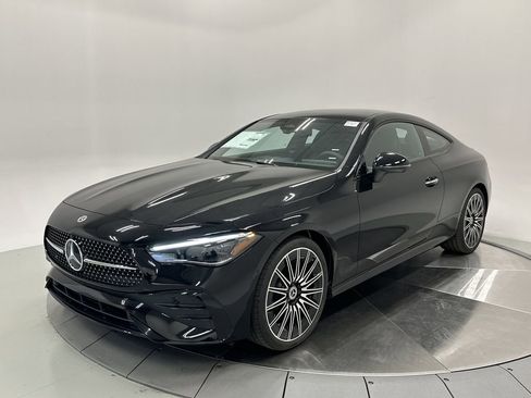 New 2026 Mercedes-Benz CLE 300 4MATIC Coupe image 3