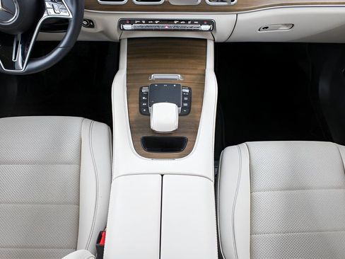 Used 2024 Mercedes-Benz GLE 350 4MATIC image 19