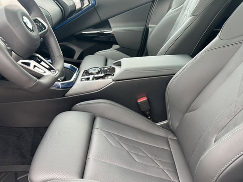 New 2026 BMW X3 xDrive30 w/ Premium Package image 10