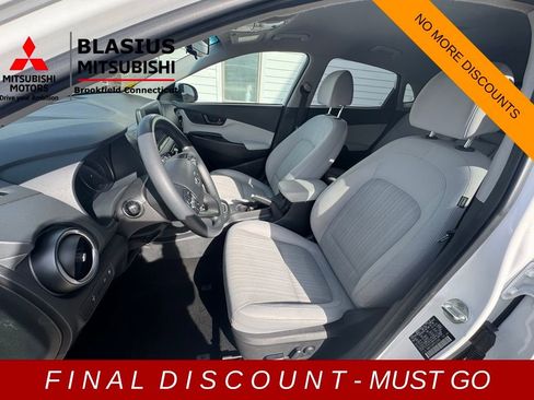 Used 2023 Hyundai Kona SEL w/ Cargo Package image 21