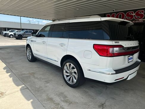 Used 2020 Lincoln Navigator Reserve w/ Luxury Package AWD/4WD image 6