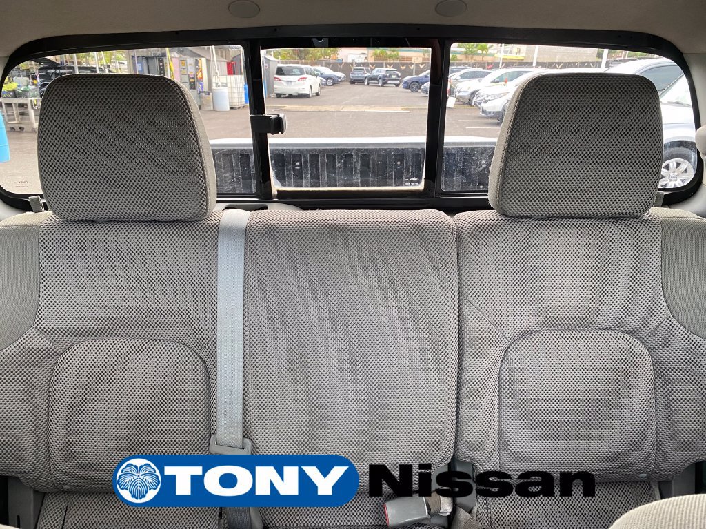 Used 2017 Nissan Frontier SV w/ SV Value Truck Package AWD/4WD image 18