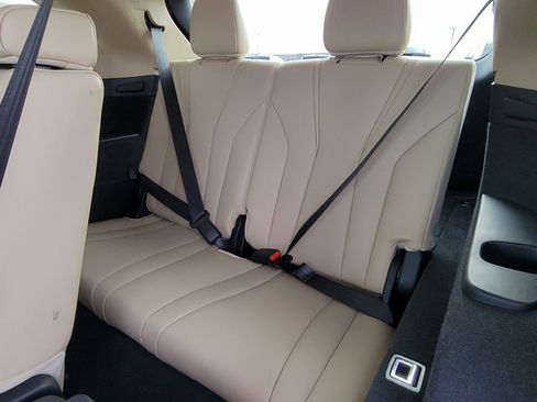 Used 2024 Acura MDX SH-AWD w/ Technology Package image 9