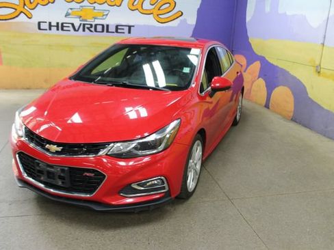Used 2016 Chevrolet Cruze Premier w/ Premier True North Edition FWD image 4