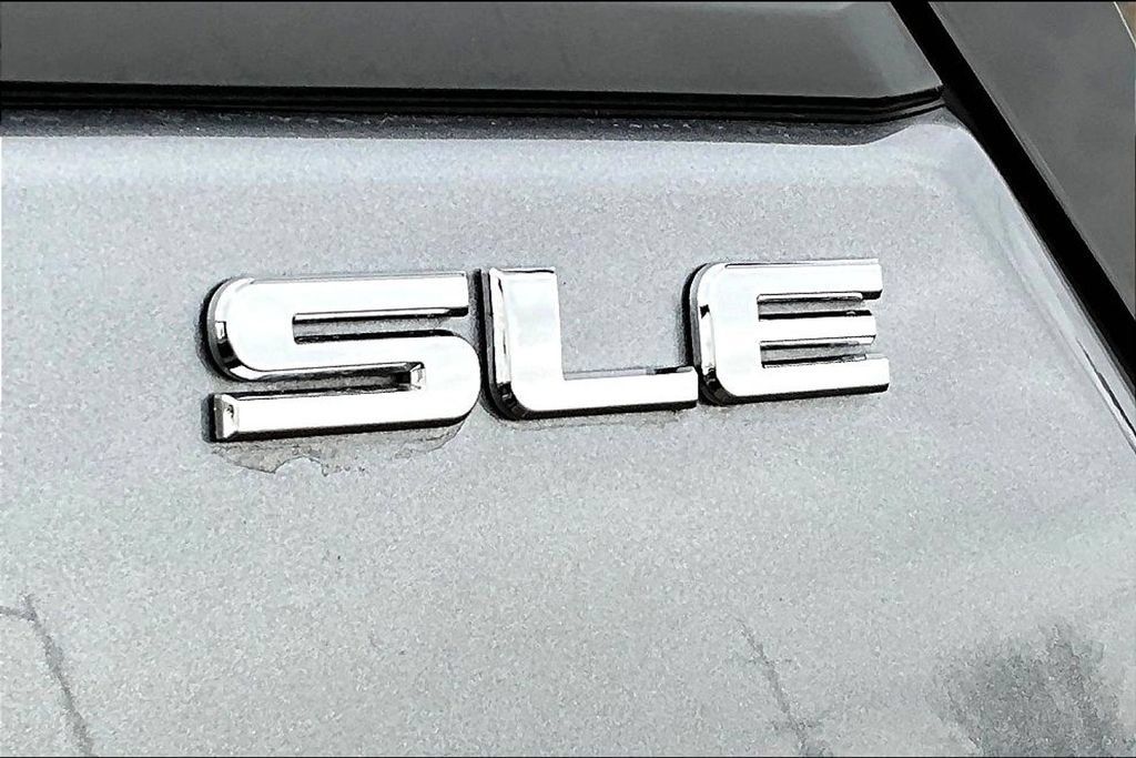 Used 2021 GMC Terrain SLE AWD/4WD image 11