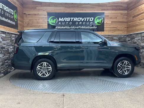 Used 2025 Chevrolet Tahoe Z71 w/ Comfort Package AWD/4WD image 14