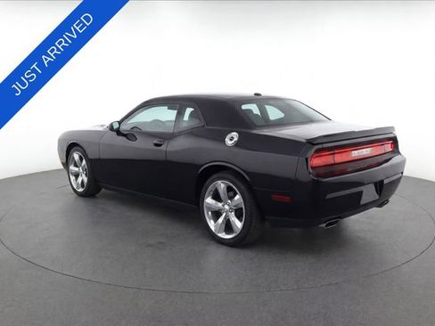 Used 2014 Dodge Challenger R/T RWD image 12