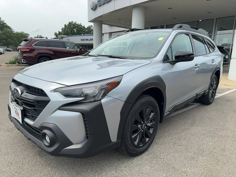 Certified 2023 Subaru Outback Onyx Edition image 3