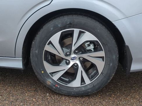Used 2025 Subaru Legacy Premium AWD/4WD image 12