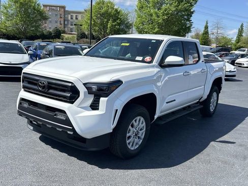 New 2026 Toyota Tacoma SR5 AWD/4WD image 8