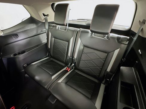 Used 2024 Volkswagen Atlas Peak Edition SEL image 25