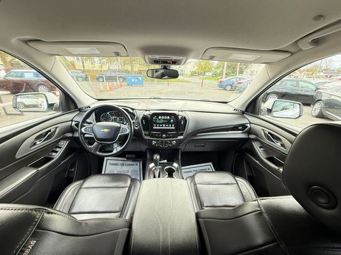 Used 2019 Chevrolet Traverse LT AWD/4WD image 27