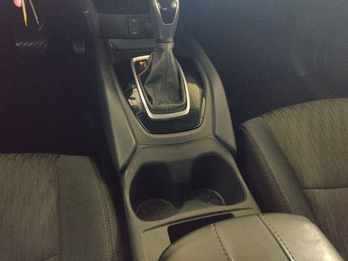 Used 2017 Nissan Rogue S image 26