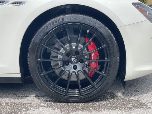 Used 2017 Maserati Ghibli S Q4 AWD/4WD image 37