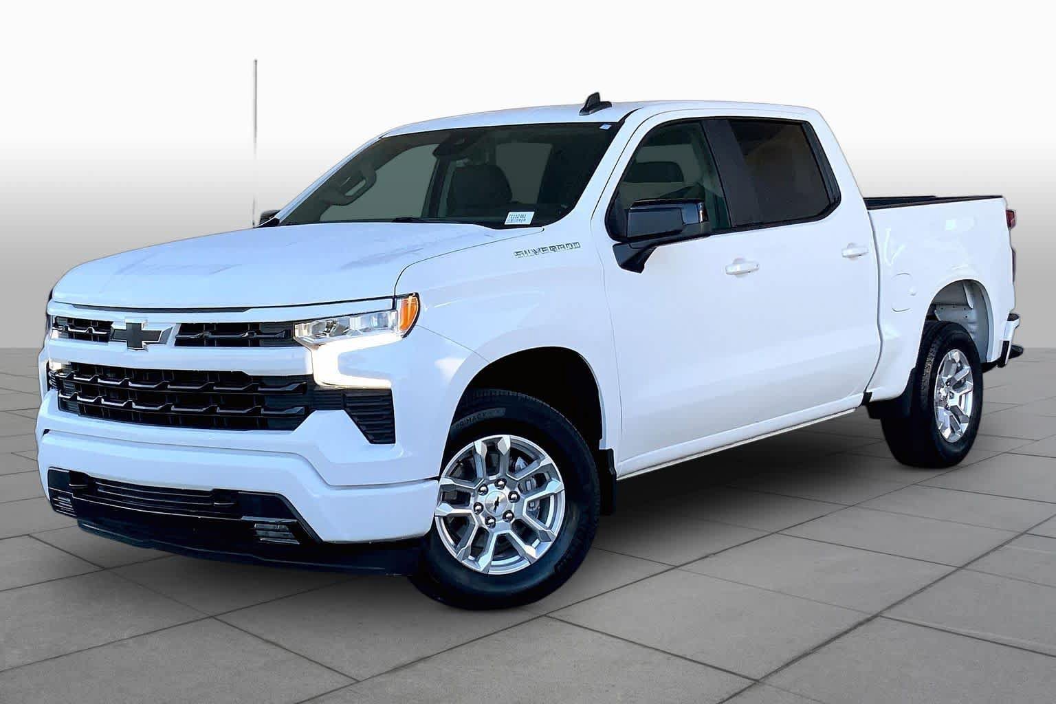 Used 2026 Chevrolet Silverado 1500 RST RWD image 2