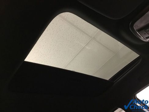 Used 2016 Jeep Grand Cherokee Limited image 40