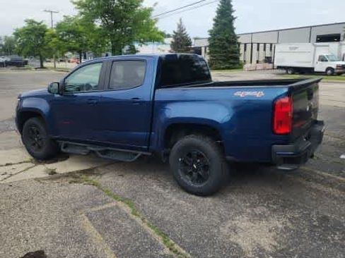 Used 2019 Chevrolet Colorado W/T w/ WT Convenience Package AWD/4WD image 18