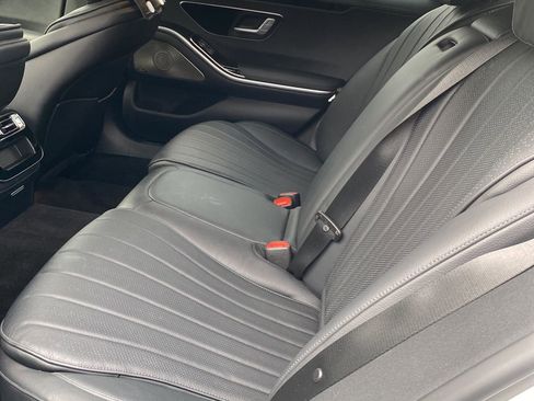 Used 2022 Mercedes-Benz S 500 4MATIC image 10