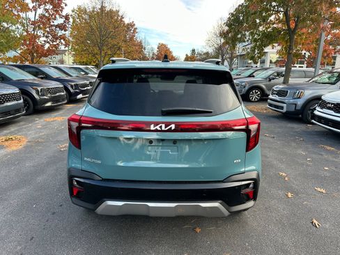 New 2026 Kia Seltos EX image 6