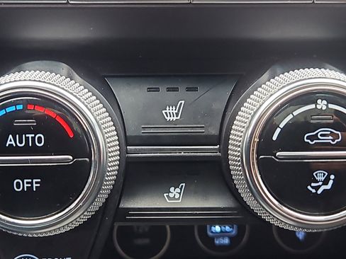 Used 2023 Genesis G70 2.0T w/ Sport Prestige Package image 14