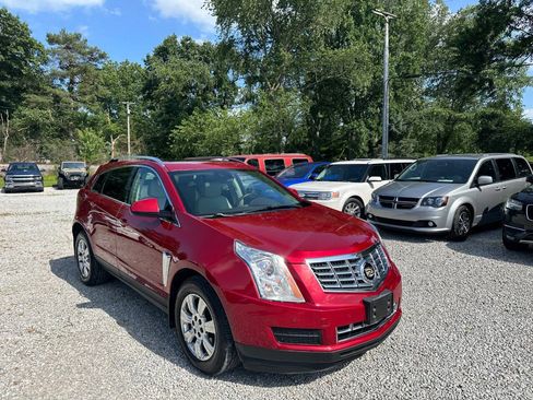 Used 2015 Cadillac SRX Luxury w/ Driver Awareness Package FWD image 3