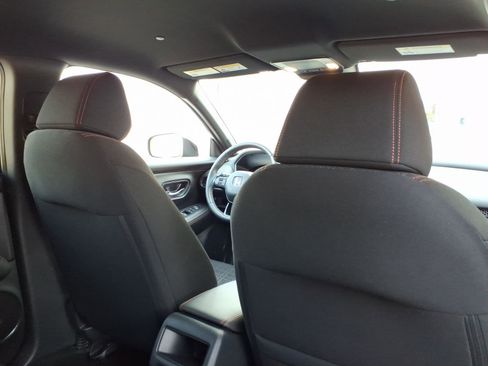 Used 2025 Honda HR-V Sport image 10
