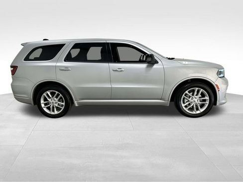 Used 2023 Dodge Durango GT RWD image 2