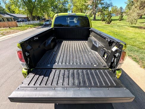 Used 2023 Toyota Tacoma TRD Off-Road w/ Advanced Technology Package image 10