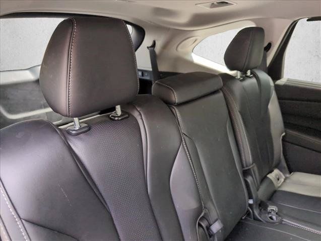Used 2025 Acura MDX w/ Technology Package FWD image 26
