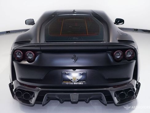 Used 2019 Ferrari 812 Superfast image 8
