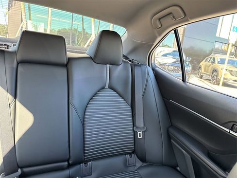 Used 2023 Toyota Camry SE image 20