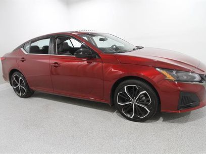 Used 2024 Nissan Altima 2.5 SR w/ SR Premium Package