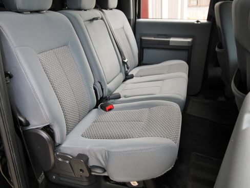 Used 2016 Ford F350 XLT w/ XLT Value Package image 42