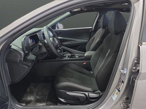 New 2026 Hyundai Elantra SEL Sport image 4