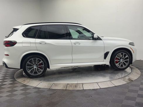 New 2026 BMW X5 xDrive50e w/ Executive Package image 4