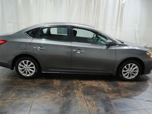 Used 2019 Nissan Sentra SV image 4