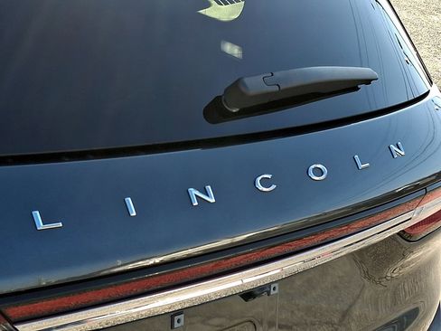 Used 2020 Lincoln Corsair FWD w/ Premium Package image 30
