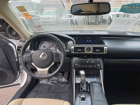 Used 2014 Lexus IS 250 w/ Navigation Package image 13