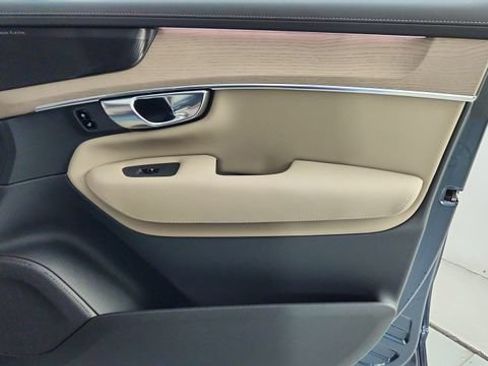 Used 2027 Volvo XC90 B6 Plus AWD/4WD image 42