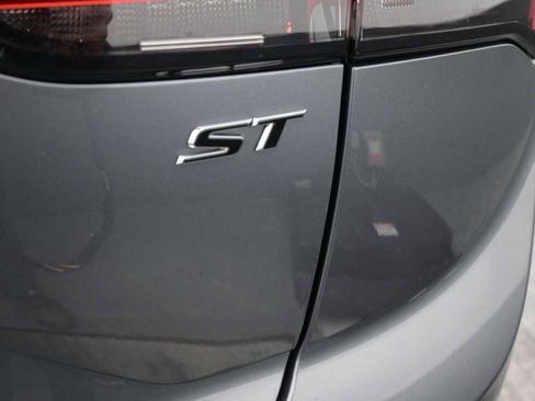 Certified 2022 Buick Envision Preferred AWD/4WD image 30