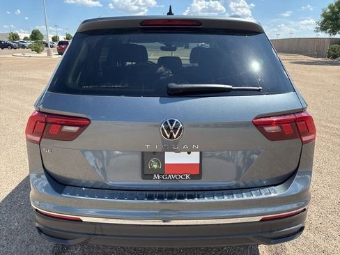 Used 2023 Volkswagen Tiguan SE image 5