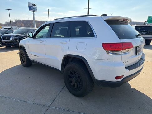 Used 2018 Jeep Grand Cherokee Laredo image 5
