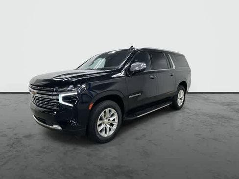 Used 2023 Chevrolet Suburban Premier AWD/4WD image 8