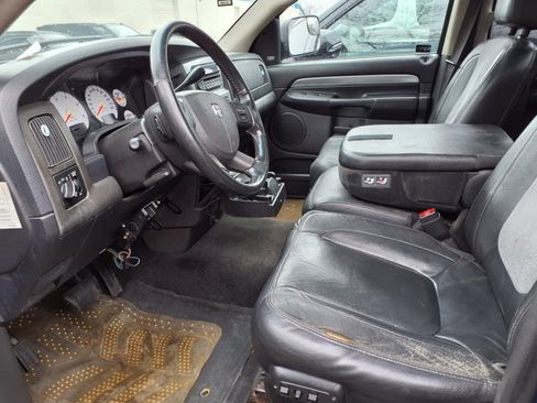 Used 2005 Dodge Ram 2500 Truck SLT image 6