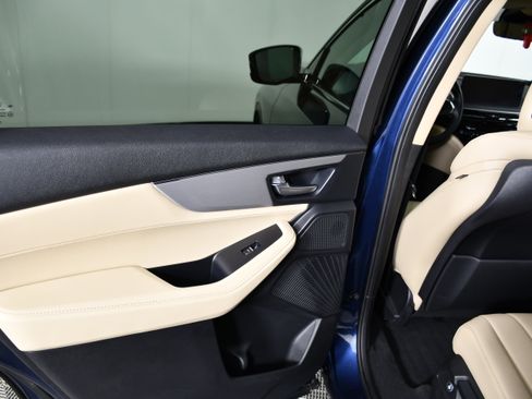Certified 2025 Acura MDX SH-AWD image 46