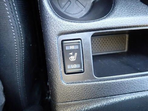 Used 2018 Nissan Rogue Sport SV w/ SV All-Weather Package image 16